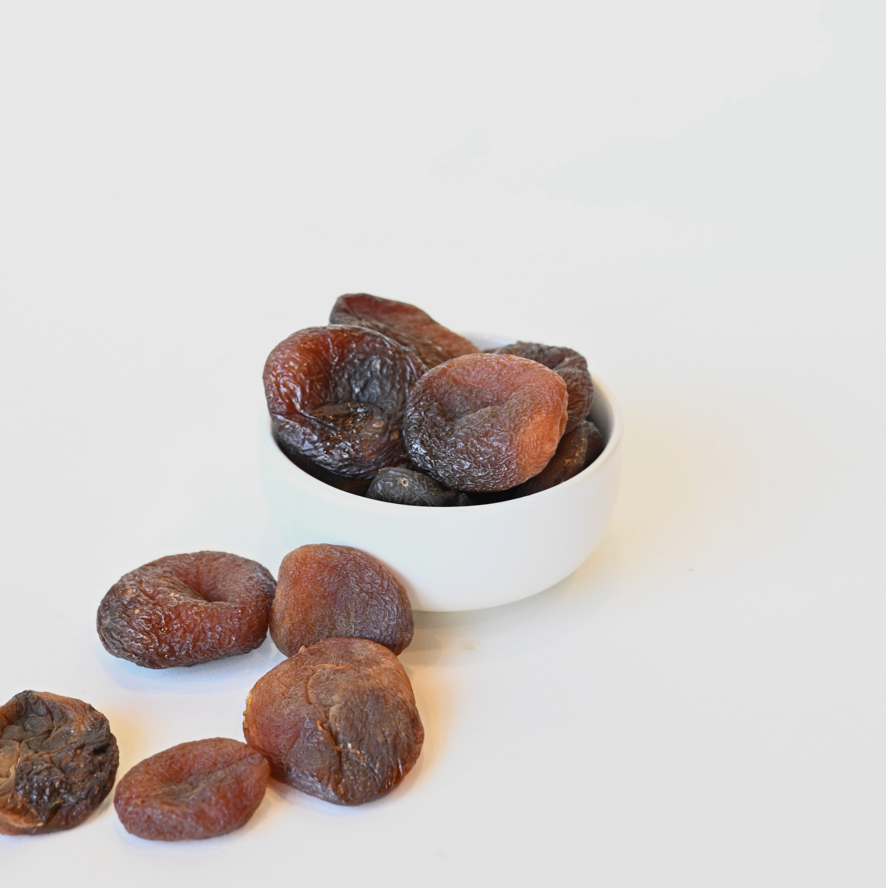 Organic Turkish Apricots – Gräem Nuts and Chocolate